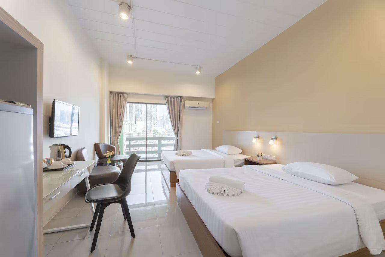 At115 By Rompo Mansion Hotell Bangkok Exteriör bild